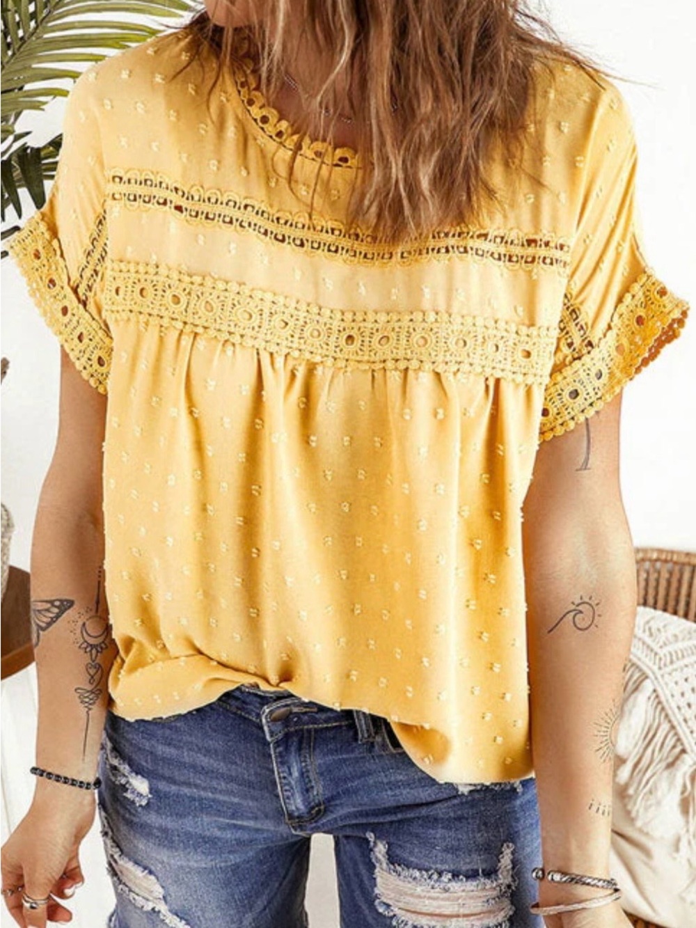 Women's Yellow Crochet Yoke Short Sleeve Blouse Size Large GUC - Picture 1 of 16